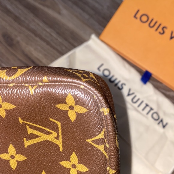 Louis Vuitton mini Pochette limited edition Giraffe 🦒 - Picture 6 of 14